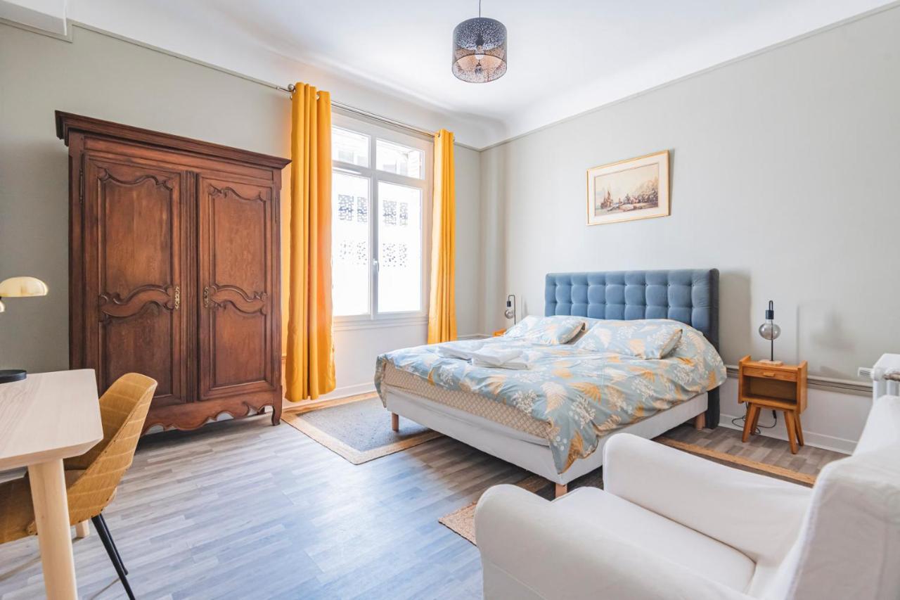 Moulins - Maison Cosy Au Coeur De Reims Buitenkant foto